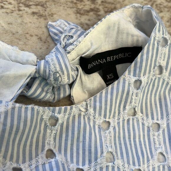 Banana Republic White Cream Boxy Cut Out Tank Top - Picture 2 of 6